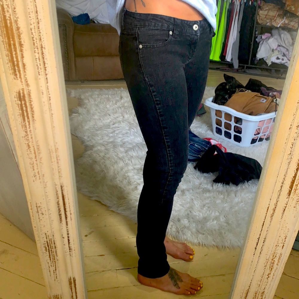 Black skinny jeans